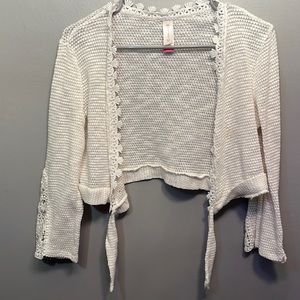 Long sleeve pull over